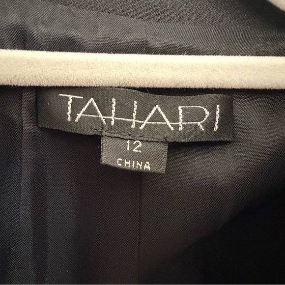 Tahari Black Blazer - Picture 4 of 7